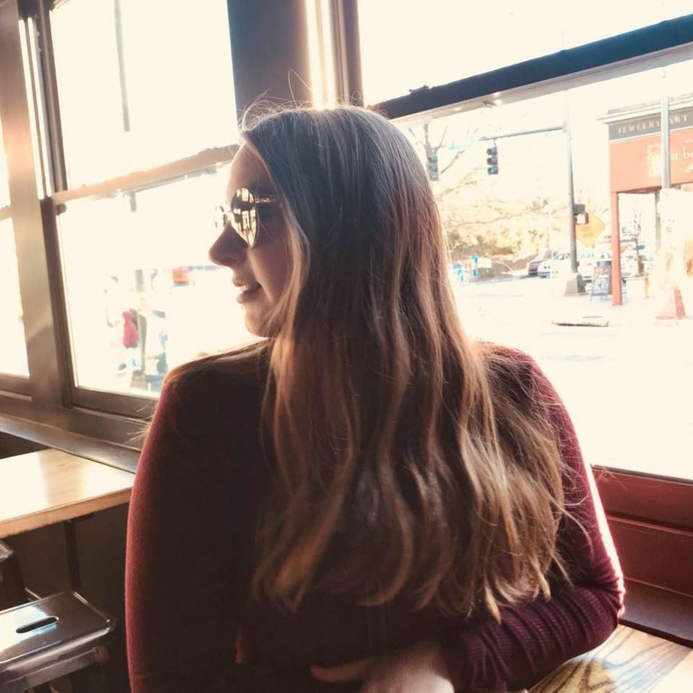 Meet your Posher, Laura